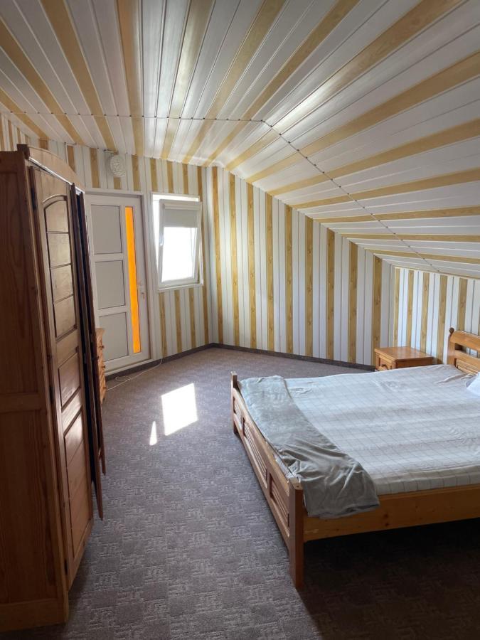 Complex Pria Apartman Două Mai Kültér fotó