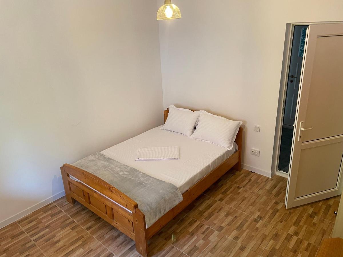 Complex Pria Apartman Două Mai Kültér fotó