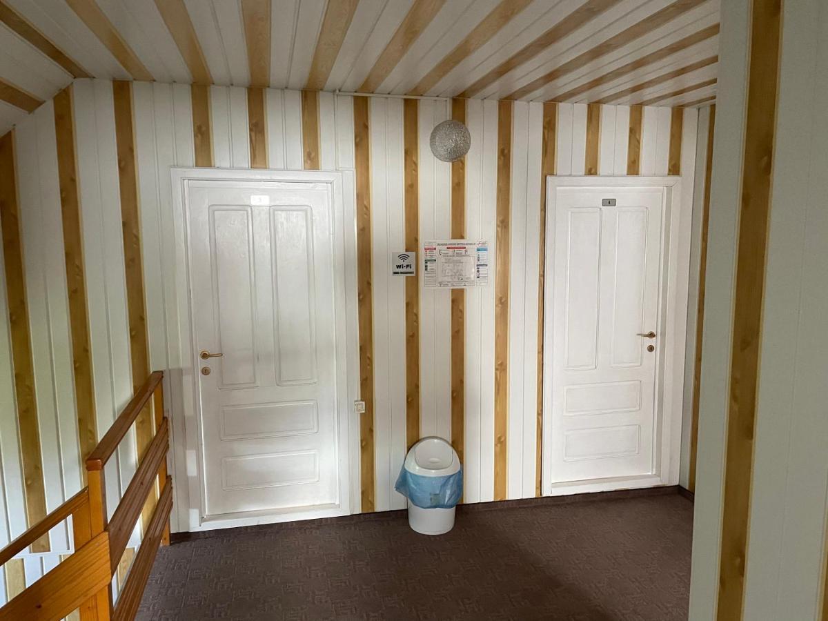 Complex Pria Apartman Două Mai Kültér fotó
