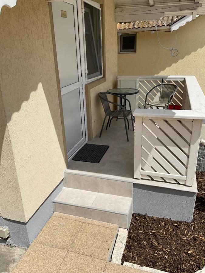 Complex Pria Apartman Două Mai Kültér fotó