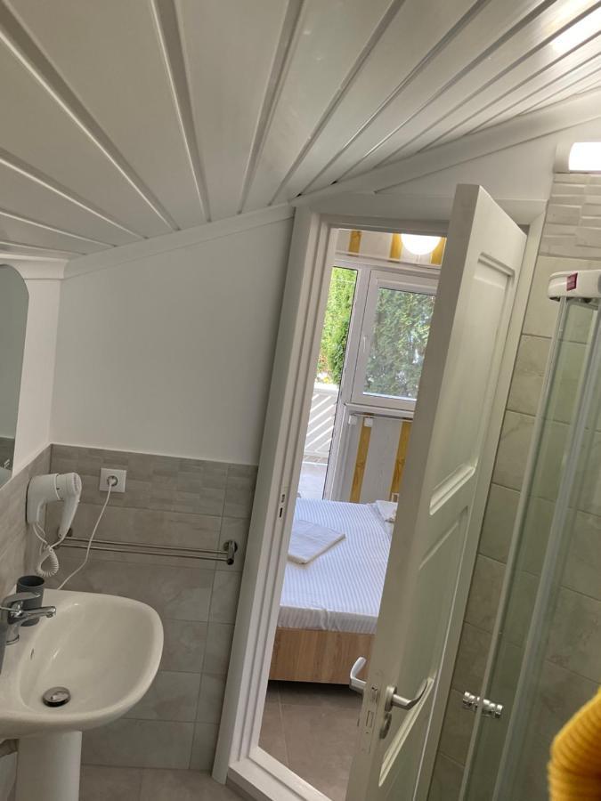 Complex Pria Apartman Două Mai Kültér fotó