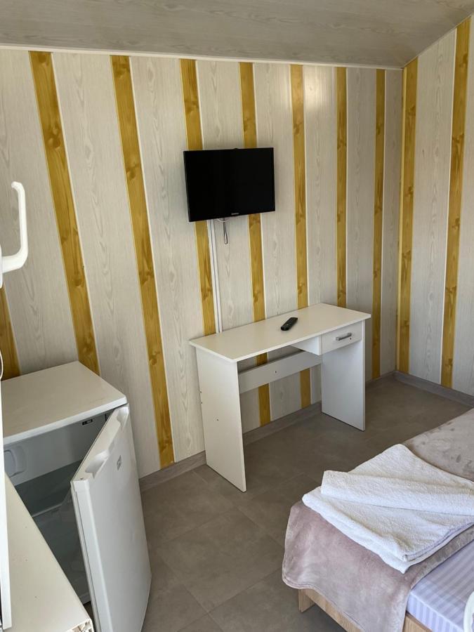 Complex Pria Apartman Două Mai Kültér fotó