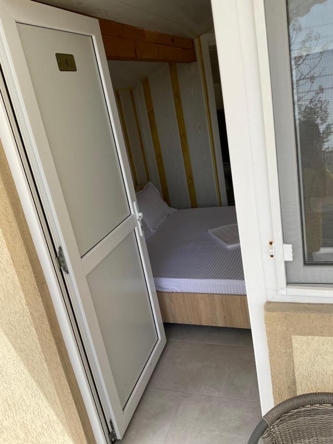 Complex Pria Apartman Două Mai Kültér fotó